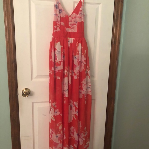 Pink Lily Dresses & Skirts - Pink Lily Boutique Floral Maxi Dress